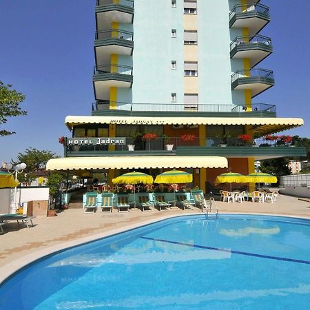 Hotel Jadran 리도 디 예솔로 외부 사진